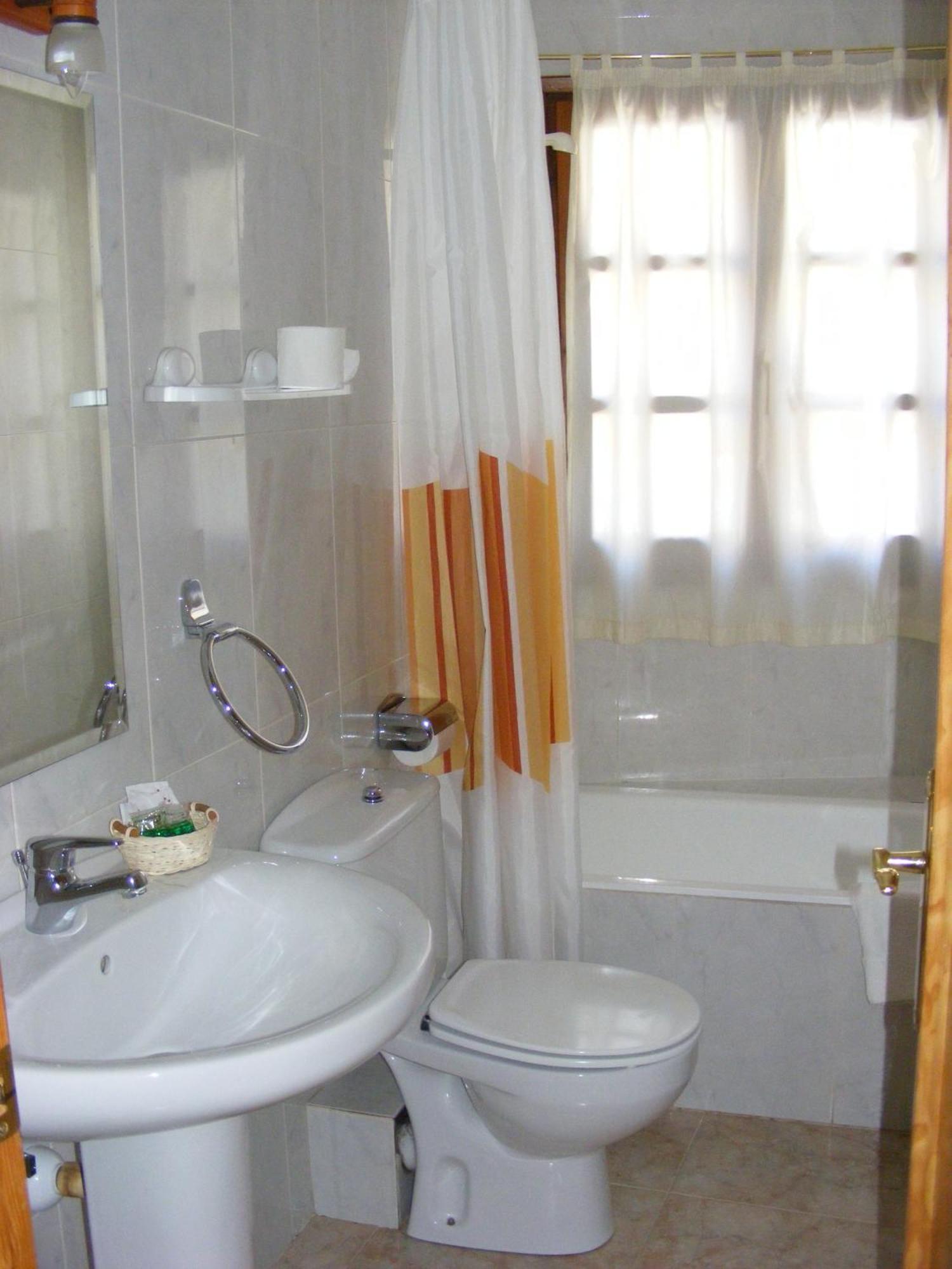 Apartaments L'Arrel إيسبوت المظهر الخارجي الصورة